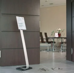 Golvskylt DURABLE info sign stand A4