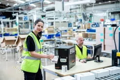 industrial label printer with high resolution printing