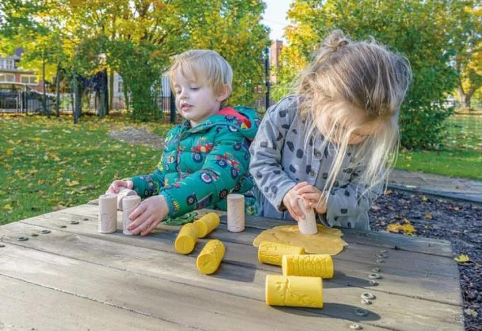Sagorullar - I trädgården av sten 6/fp