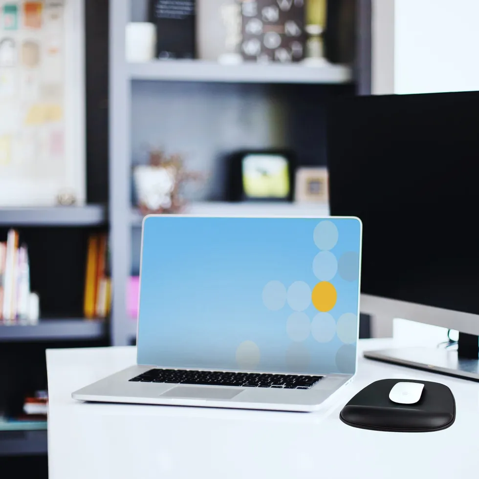 StarTech.com Mouse Pad with Hand rest, 6.7x7.1x 0.8 in