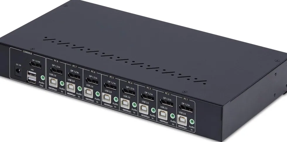 StarTech.com 8-Port DisplayPort KVM Switch w/1U Rack Mount Kit,