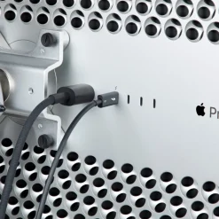 StarTech 2.6ft (80cm) Thunderbolt 5 Cable, 80Gbps/120Gbps,