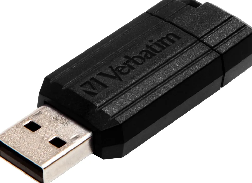 USB 2.0 Store 'n* Go Pin 32GB, Black